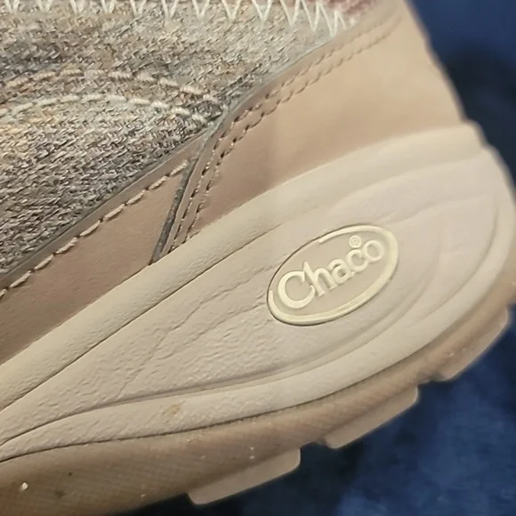 Chaco Women's Tan Athletic Hiking Shoes Sneakers Outdoor Trail Size 11 - Picture 2 of 8